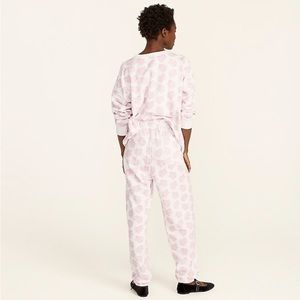 Matching sweats outfit